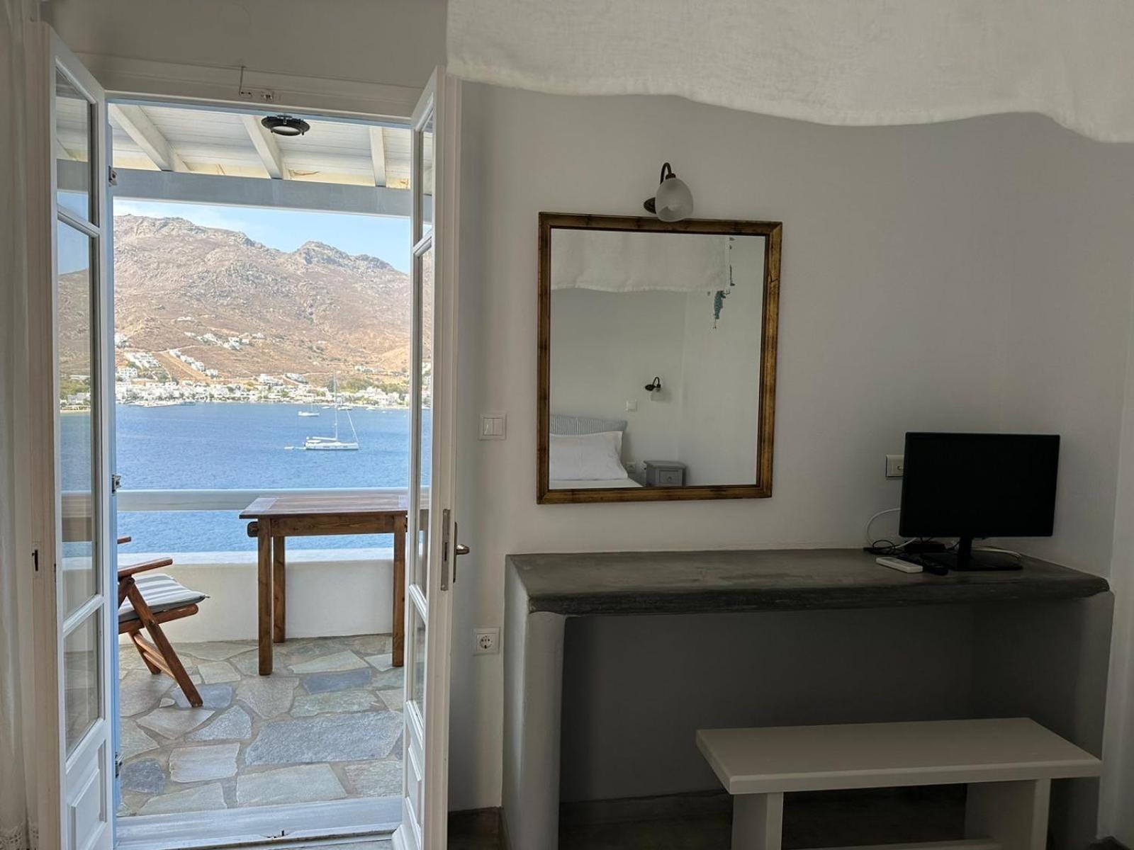 Amfitriti Serifos Livadi  Exterior foto