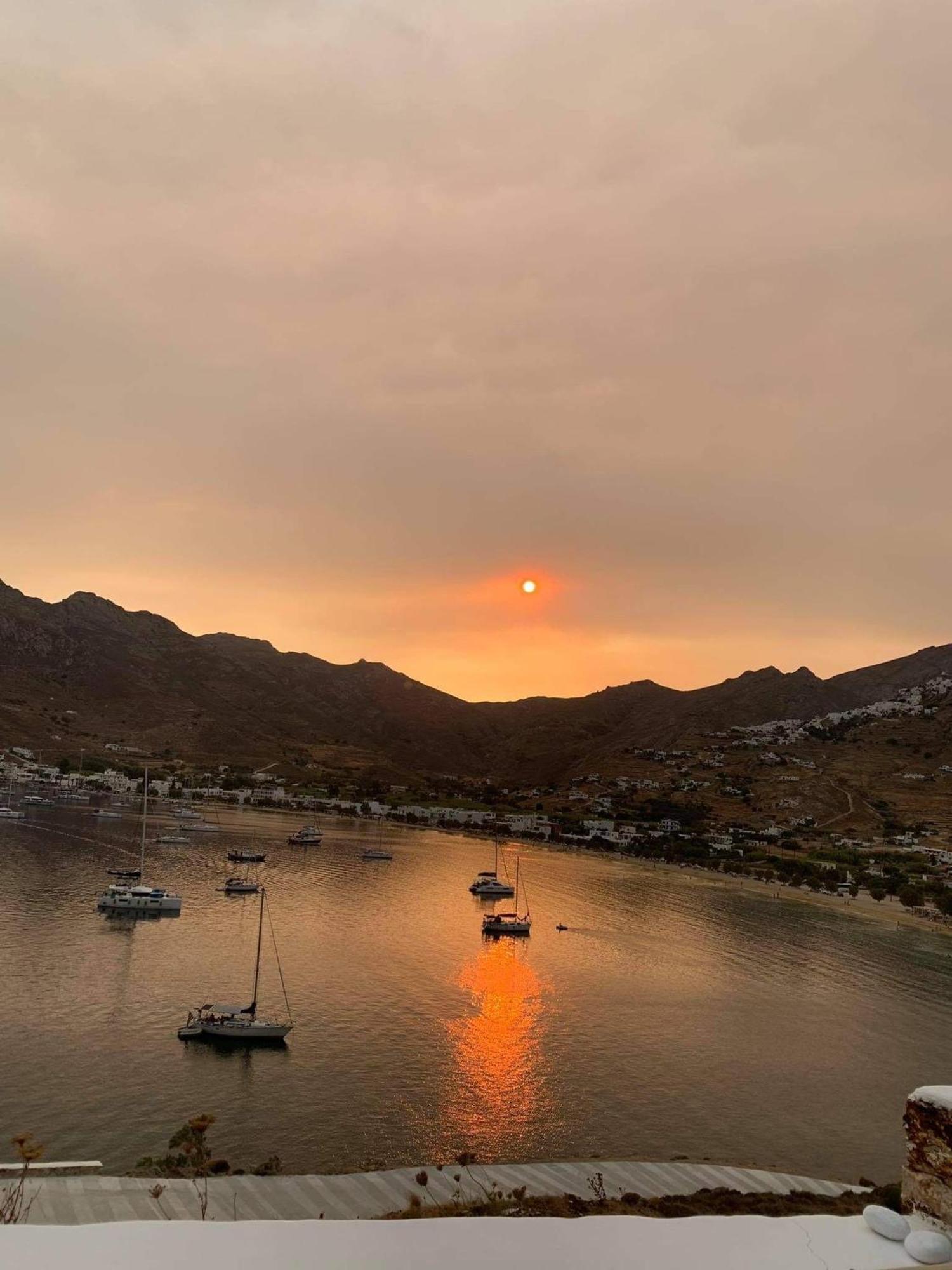 Amfitriti Serifos Livadi  Exterior foto